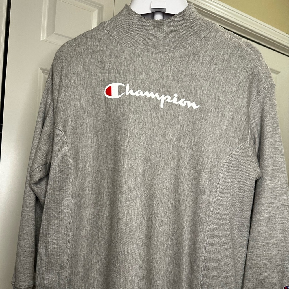 Grey Champion Mockneck